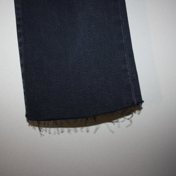 NWT Gap High Rise Crop Boot Ankle Flare Jean - Picture 4 of 9